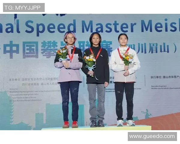 重庆攀岩队以51分稳居攀岩联赛积分榜首位展现强劲实力